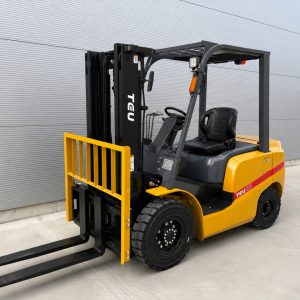 TEU Viljuškar FD25T 2500 kg (2.5T) DIZEL - Image 2
